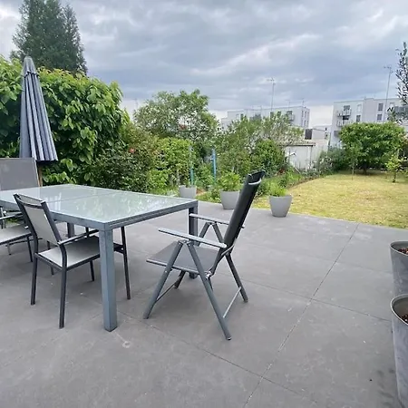 Vaste Maison Avec Jardin A בית נופש *